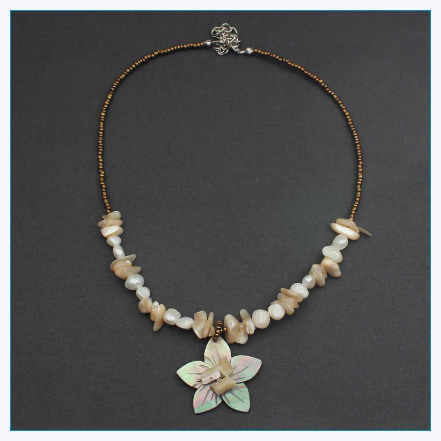 sculpted-shell-necklace-05